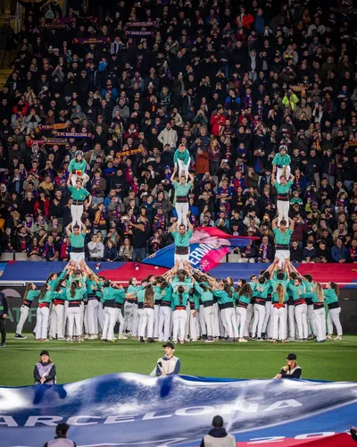 Pilars del Barça muntant-se